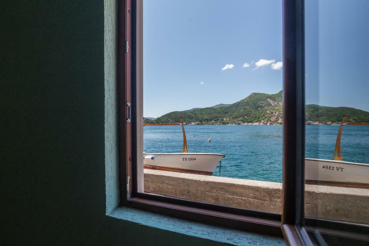 Romeo And Juliet Apartments Tivat Exteriér fotografie